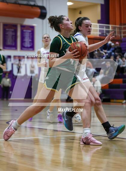 Thumbnail 2 in Lewisburg vs. Selinsgrove (PIAA District 4 Class 4A Consolation) photogallery.