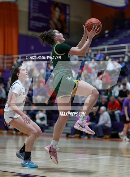 Thumbnail 1 in Lewisburg vs. Selinsgrove (PIAA District 4 Class 4A Consolation) photogallery.