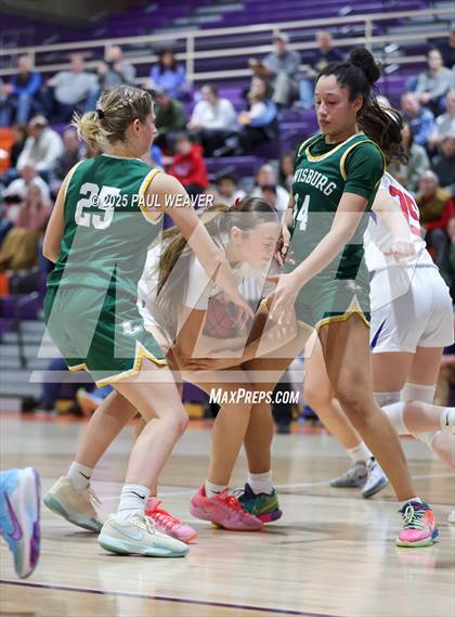Thumbnail 1 in Lewisburg vs. Selinsgrove (PIAA District 4 Class 4A Consolation) photogallery.