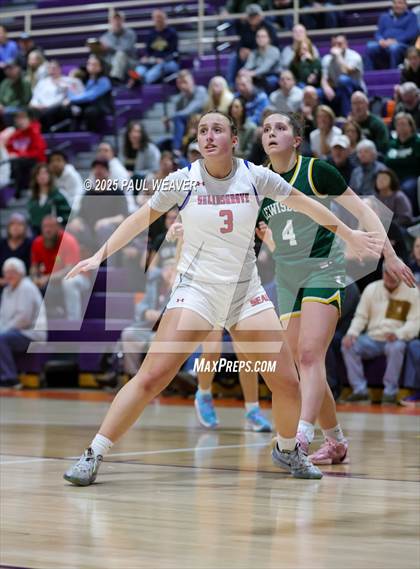 Thumbnail 1 in Lewisburg vs. Selinsgrove (PIAA District 4 Class 4A Consolation) photogallery.