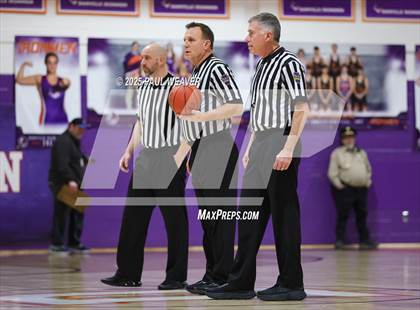 Thumbnail 2 in Lewisburg vs. Selinsgrove (PIAA District 4 Class 4A Consolation) photogallery.