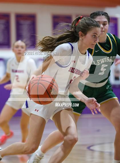 Thumbnail 1 in Lewisburg vs. Selinsgrove (PIAA District 4 Class 4A Consolation) photogallery.