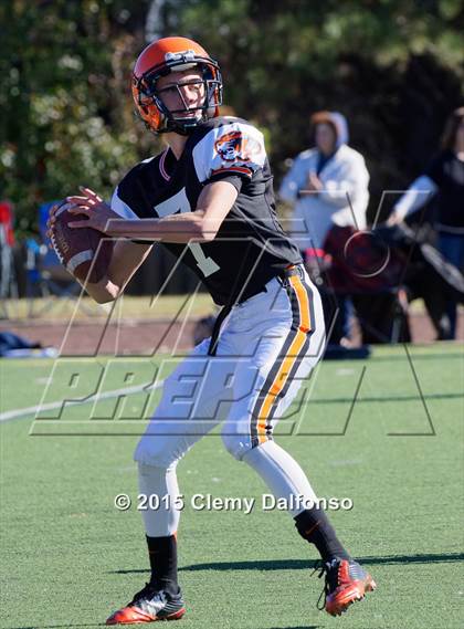 Thumbnail 1 in JV: Columbine @ Lakewood photogallery.