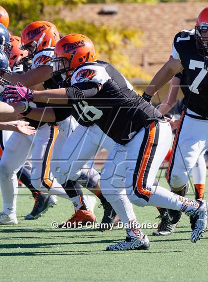 Thumbnail 3 in JV: Columbine @ Lakewood photogallery.