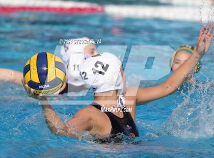 Thumbnail 2 in Patrick Henry vs. Torrey Pines (San Diego Open) photogallery.