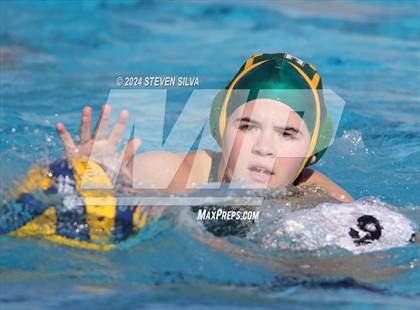 Thumbnail 2 in Patrick Henry vs. Torrey Pines (San Diego Open) photogallery.