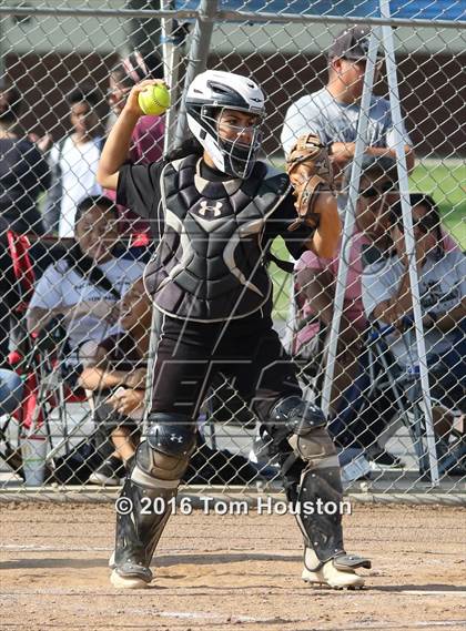 Thumbnail 1 in Northview vs Garey photogallery.