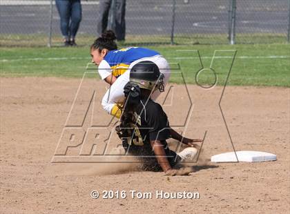 Thumbnail 1 in Northview vs Garey photogallery.