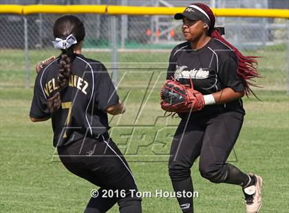 Thumbnail 3 in Northview vs Garey photogallery.