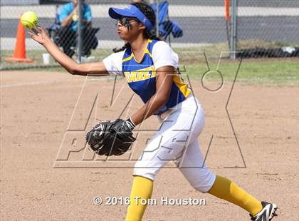 Thumbnail 3 in Northview vs Garey photogallery.