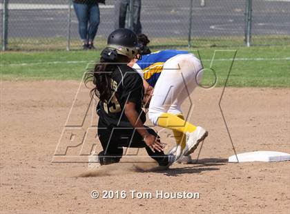Thumbnail 3 in Northview vs Garey photogallery.