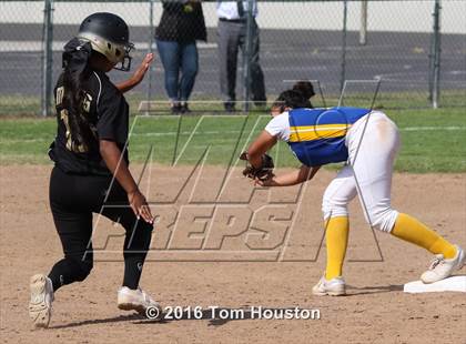 Thumbnail 1 in Northview vs Garey photogallery.
