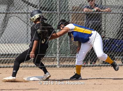 Thumbnail 3 in Northview vs Garey photogallery.