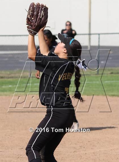 Thumbnail 3 in Northview vs Garey photogallery.