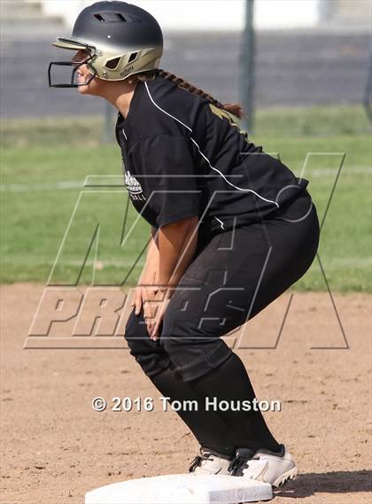 Thumbnail 3 in Northview vs Garey photogallery.