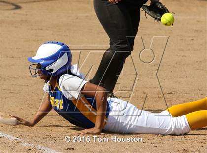 Thumbnail 3 in Northview vs Garey photogallery.