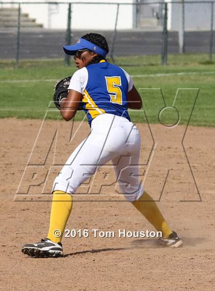 Thumbnail 1 in Northview vs Garey photogallery.