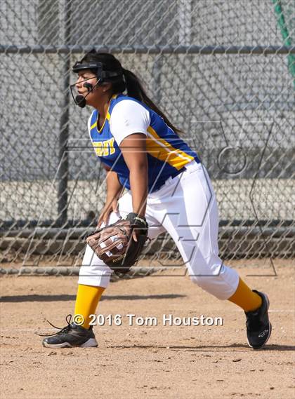 Thumbnail 3 in Northview vs Garey photogallery.