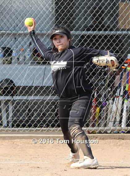 Thumbnail 1 in Northview vs Garey photogallery.