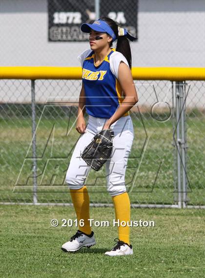 Thumbnail 1 in Northview vs Garey photogallery.