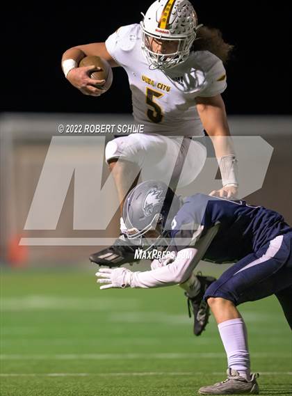 Thumbnail 2 in Yuba City vs Vista del Lago (CIF SJS D3 Round 1 Playoff) photogallery.