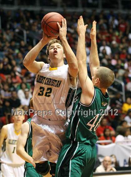 Thumbnail 3 in Gilbert Christian vs. Thatcher (AIA D3 Final) photogallery.