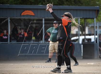 Thumbnail 1 in Sheldon @ Roseburg photogallery.
