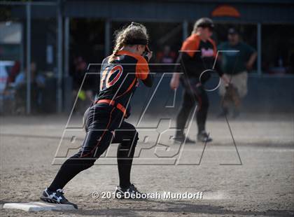 Thumbnail 3 in Sheldon @ Roseburg photogallery.