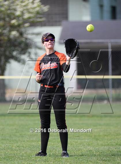 Thumbnail 1 in Sheldon @ Roseburg photogallery.