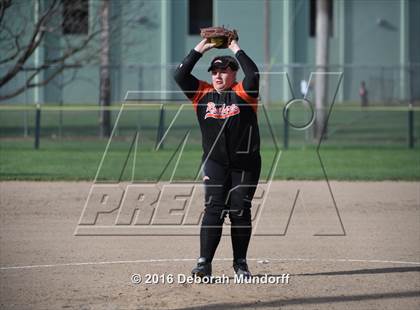 Thumbnail 3 in Sheldon @ Roseburg photogallery.