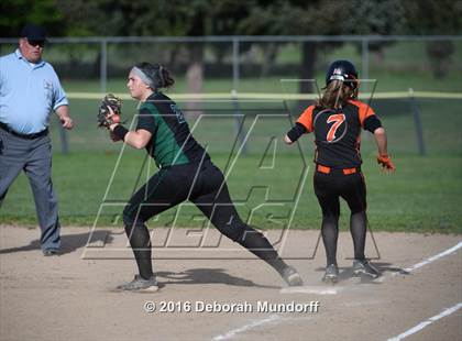 Thumbnail 3 in Sheldon @ Roseburg photogallery.