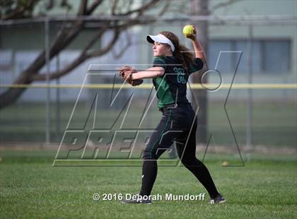 Thumbnail 3 in Sheldon @ Roseburg photogallery.