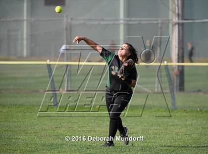 Thumbnail 2 in Sheldon @ Roseburg photogallery.