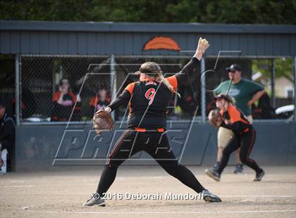 Thumbnail 1 in Sheldon @ Roseburg photogallery.