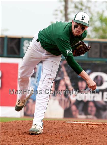 Thumbnail 3 in Prestonsburg vs. Bishop Brossart (All A Classic Whitaker Bank Field) photogallery.