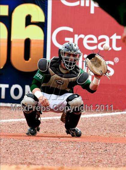 Thumbnail 2 in Prestonsburg vs. Bishop Brossart (All A Classic Whitaker Bank Field) photogallery.