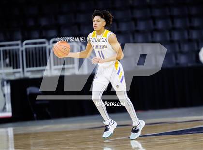 Thumbnail 3 in Omaha North vs. Omaha Northwest photogallery.