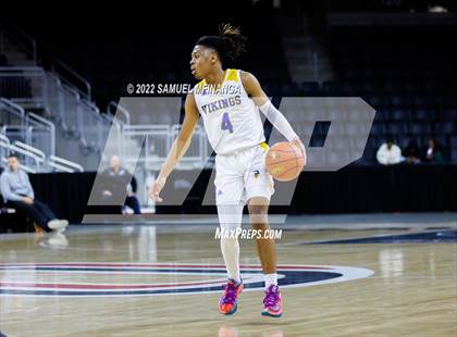 Thumbnail 3 in Omaha North vs. Omaha Northwest photogallery.