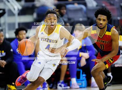 Thumbnail 2 in Omaha North vs. Omaha Northwest photogallery.