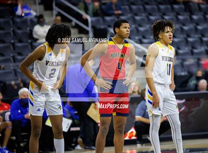 Thumbnail 1 in Omaha North vs. Omaha Northwest photogallery.