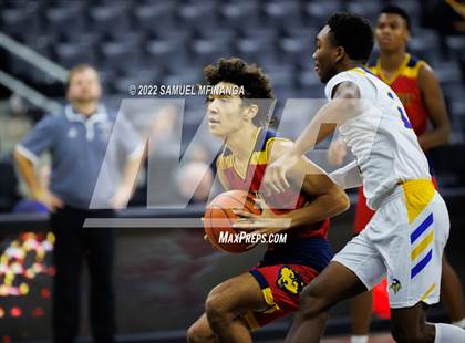 Thumbnail 1 in Omaha North vs. Omaha Northwest photogallery.