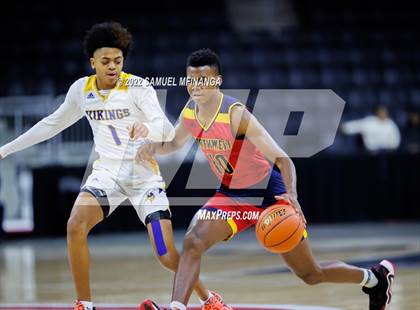 Thumbnail 3 in Omaha North vs. Omaha Northwest photogallery.