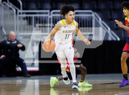 Thumbnail 2 in Omaha North vs. Omaha Northwest photogallery.