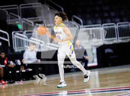 Thumbnail 2 in Omaha North vs. Omaha Northwest photogallery.