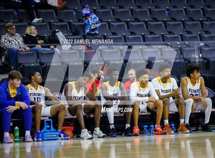 Thumbnail 2 in Omaha North vs. Omaha Northwest photogallery.