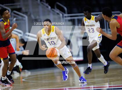 Thumbnail 1 in Omaha North vs. Omaha Northwest photogallery.