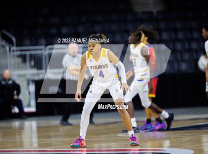 Thumbnail 1 in Omaha North vs. Omaha Northwest photogallery.