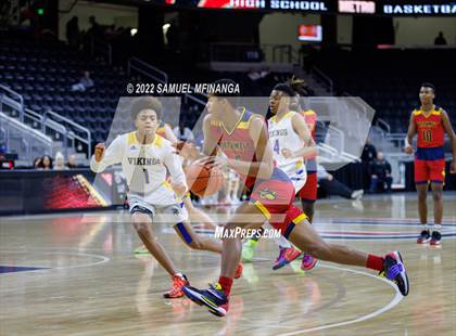 Thumbnail 3 in Omaha North vs. Omaha Northwest photogallery.