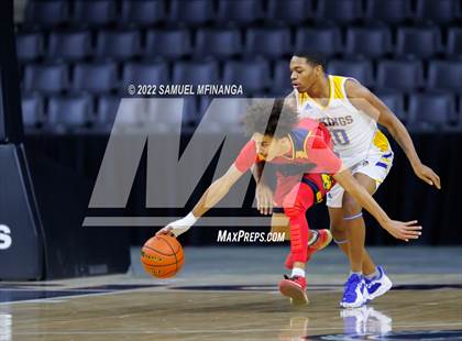 Thumbnail 3 in Omaha North vs. Omaha Northwest photogallery.