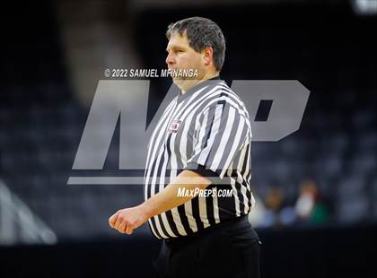 Thumbnail 2 in Omaha North vs. Omaha Northwest photogallery.
